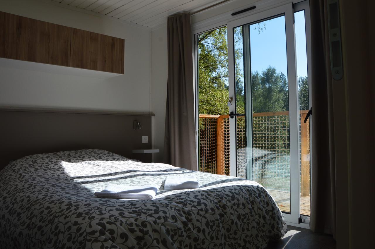 Les Etangs De Taysse Hotell Espagnac Exteriör bild