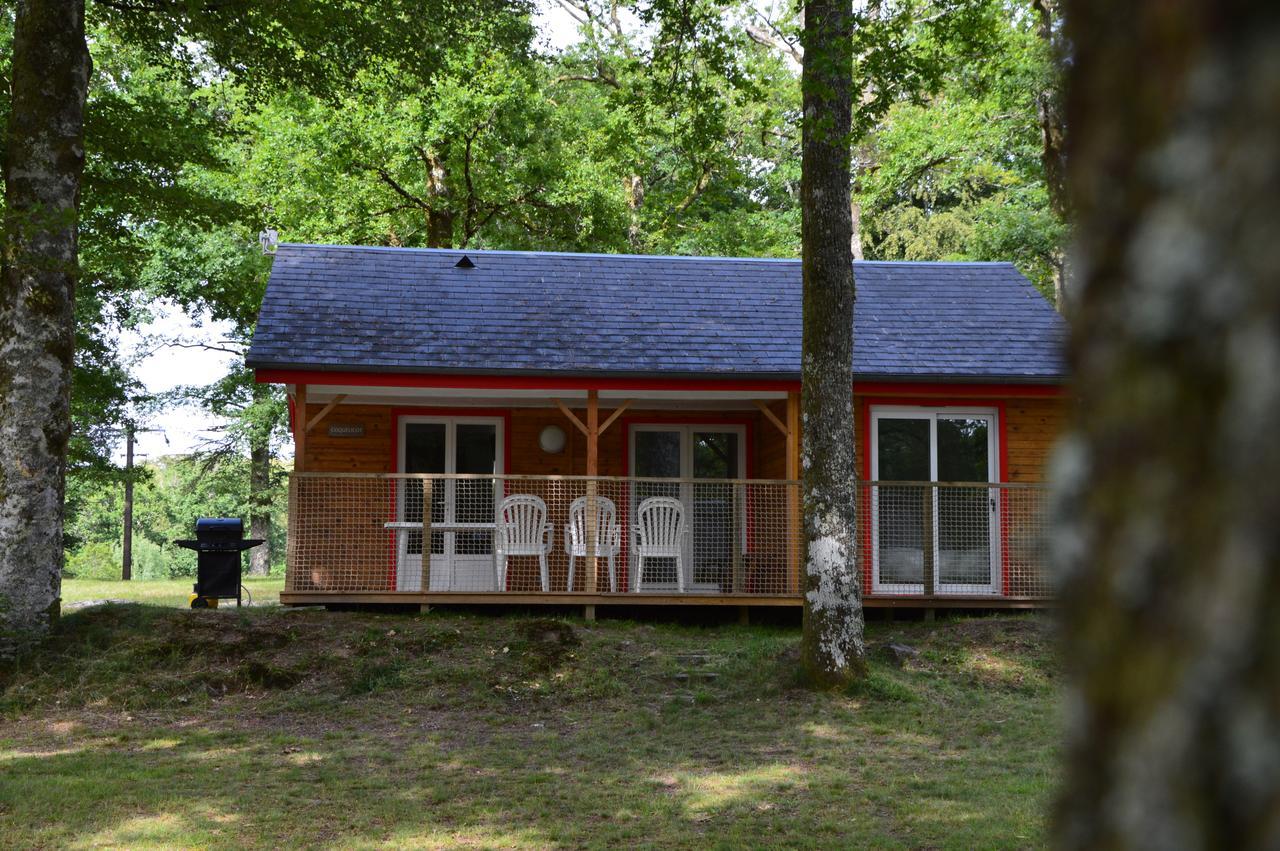 Les Etangs De Taysse Hotell Espagnac Exteriör bild